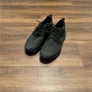 Nike Mens Roshe Two Flyknit